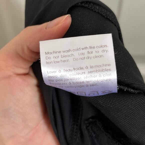 Ingrid & Isabel Soft Plaid Maternity Pants with Belly Panel Size Large - Picture 9 of 10